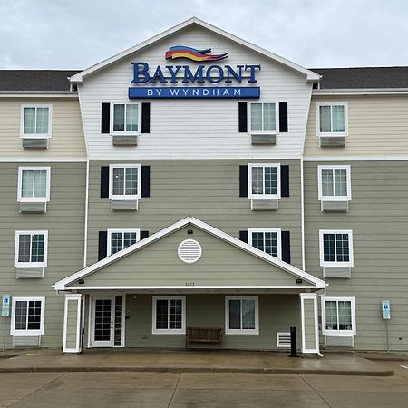 Baymont By Wyndham Dickinson Hotel Luaran gambar