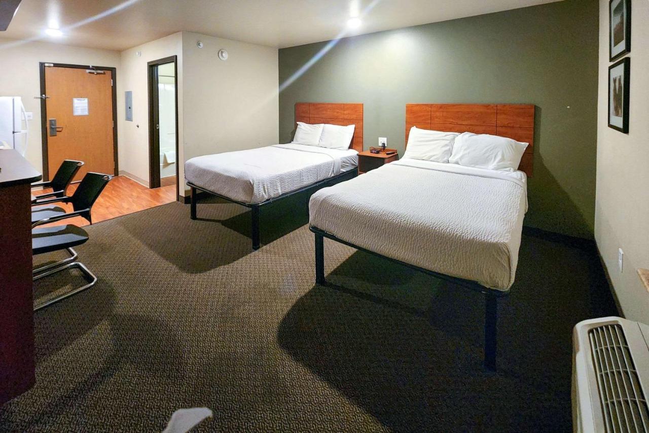 Baymont By Wyndham Dickinson Hotel Luaran gambar