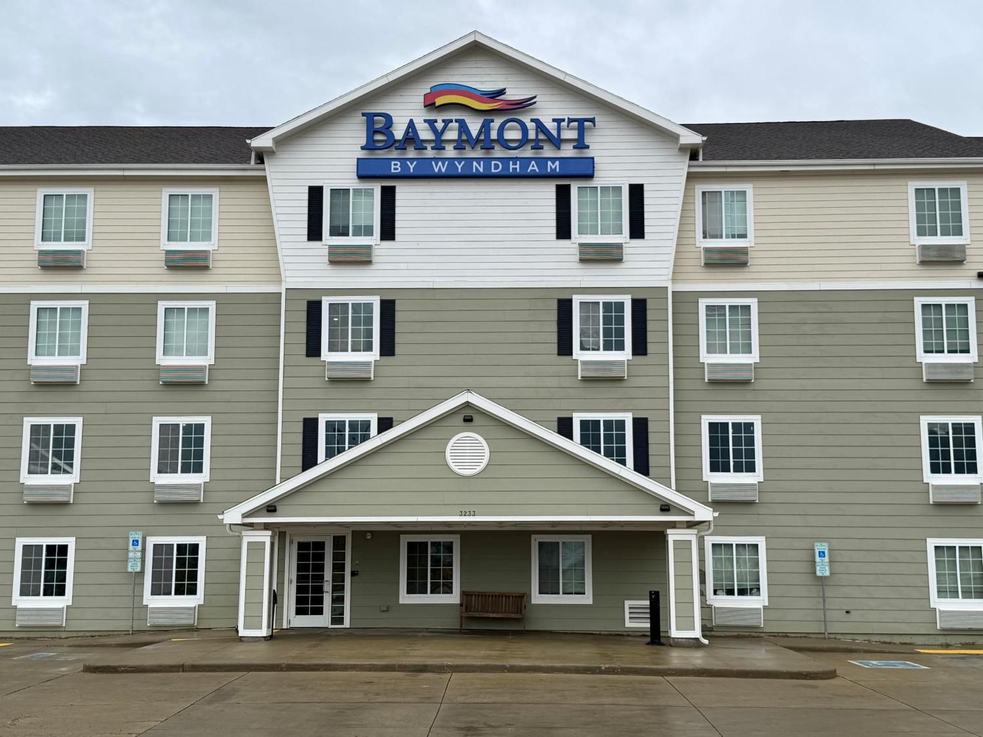 Baymont By Wyndham Dickinson Hotel Luaran gambar