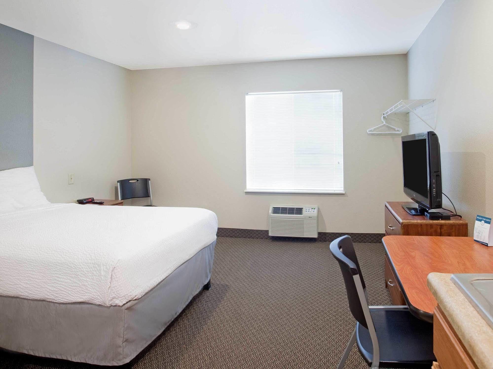 Baymont By Wyndham Dickinson Hotel Luaran gambar